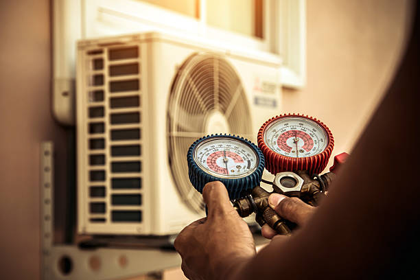 Professional Hvac Installation technician working in Weston, MO